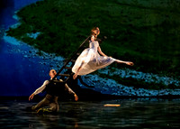 Momix ALICE 9-17-21 pc Sharen Bradford-1331