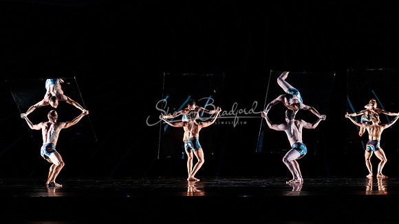 MOMIX Alice pc Sharen Bradford-0763
