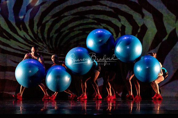 MOMIX Alice pc Sharen Bradford-0337