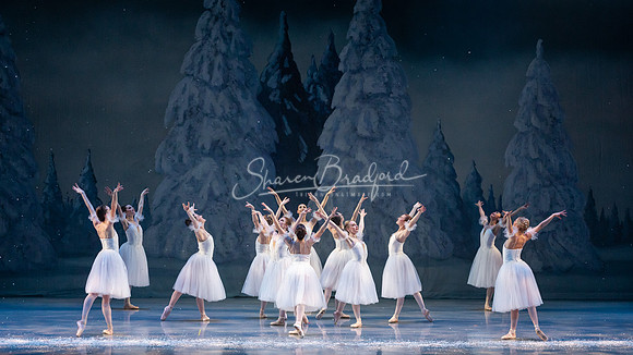 ACB Nutcracker Snow Sat 2021 pc Sharen Bradford-0958