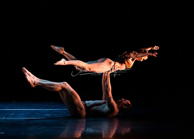 TITAS CP22 PILOBOLUS Symbiosis pc Sharen Bradford-0996
