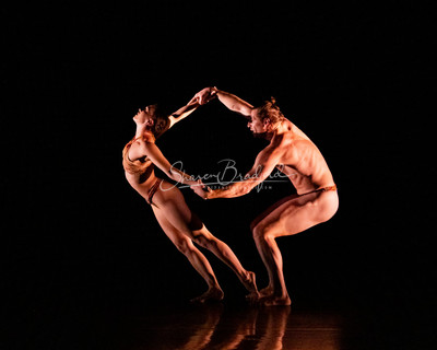 TITAS CP22 PILOBOLUS Symbiosis pc Sharen Bradford-1072